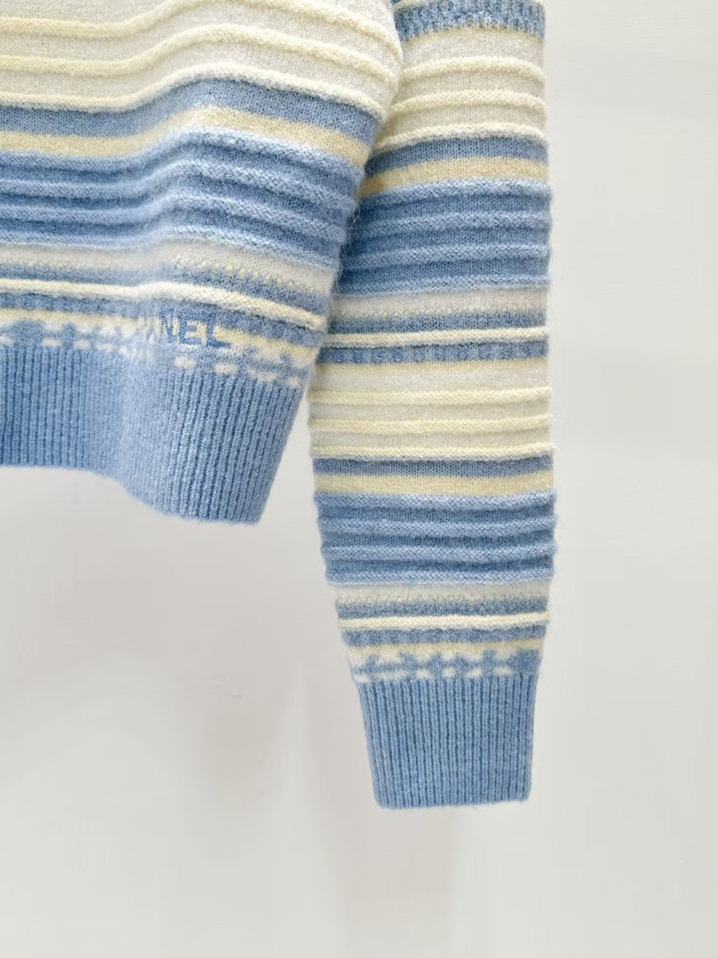 New Color Stripe Color Block Knitted Sweater