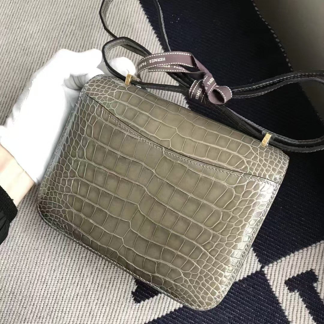 New crocodile leather small square bag(19CM*16CM*5CM)