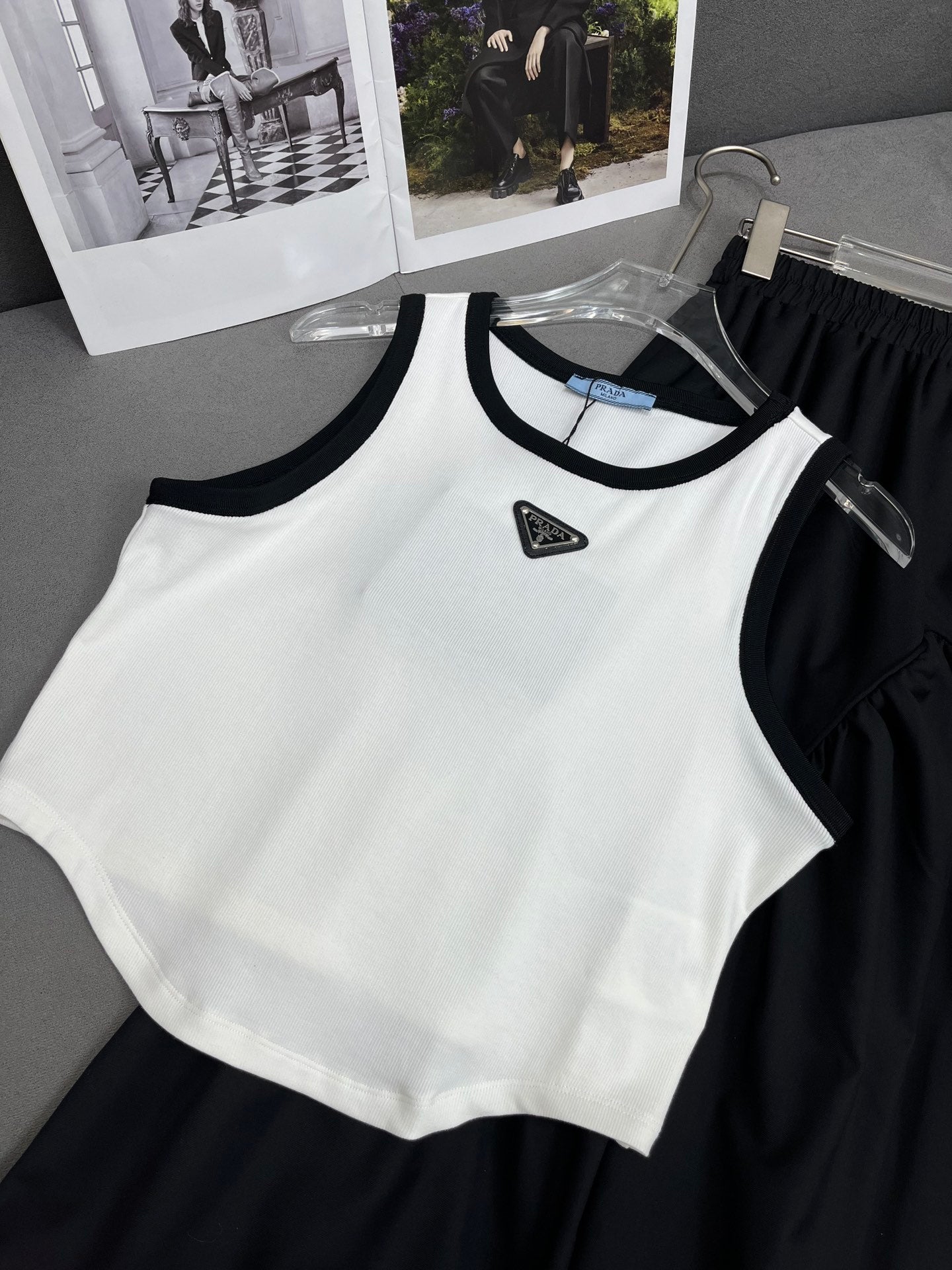 New refreshing camisole, skirt set