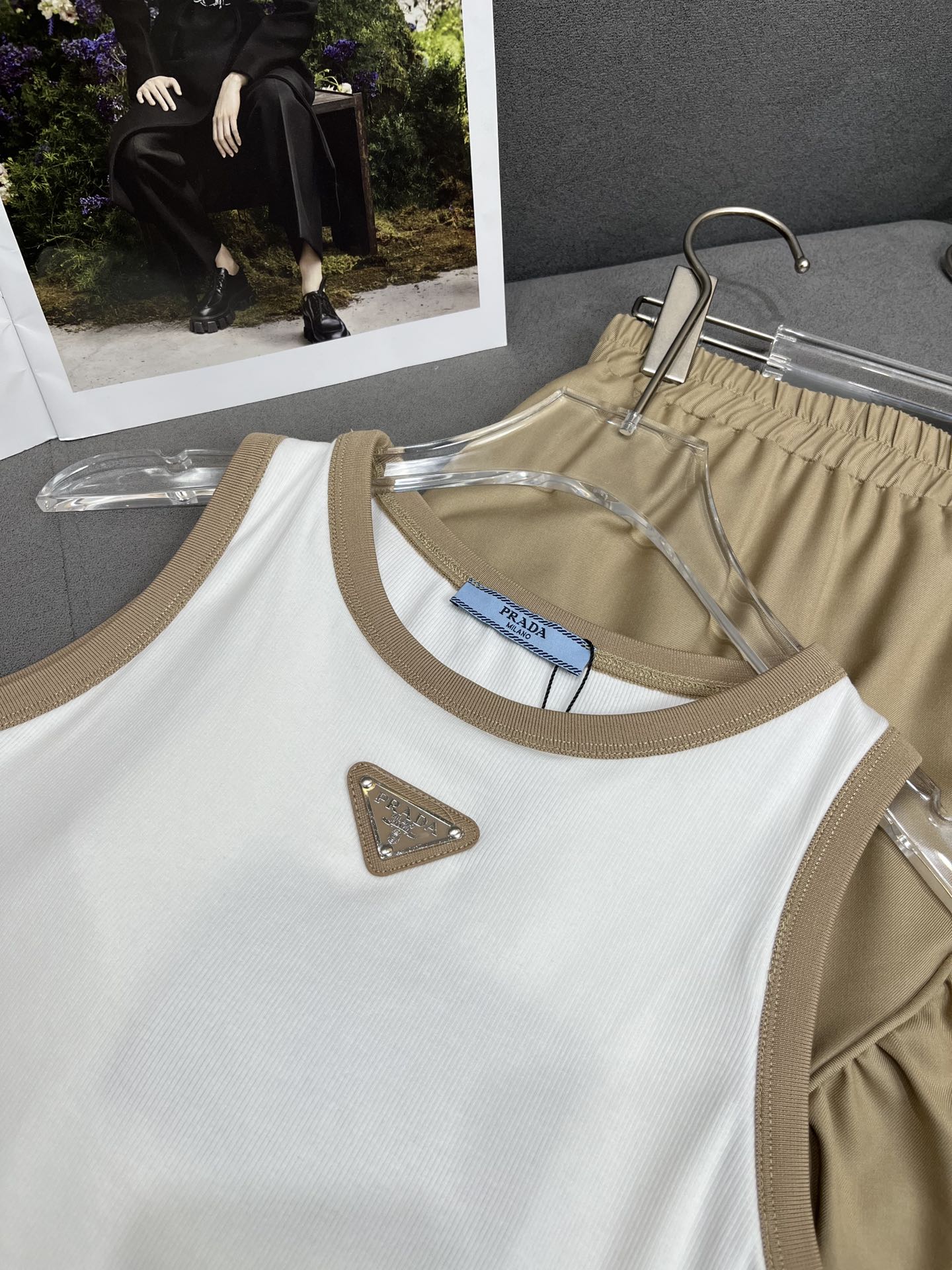 New refreshing camisole, skirt set