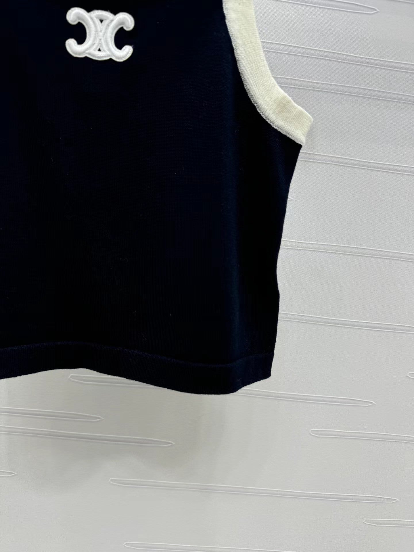 New autumn new logo knitted camisole