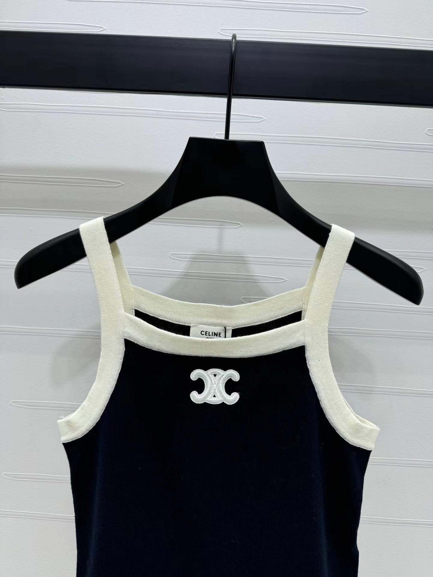 New autumn new logo knitted camisole