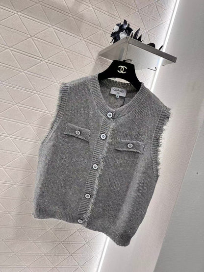 New Round Neck Button Knitted Vest