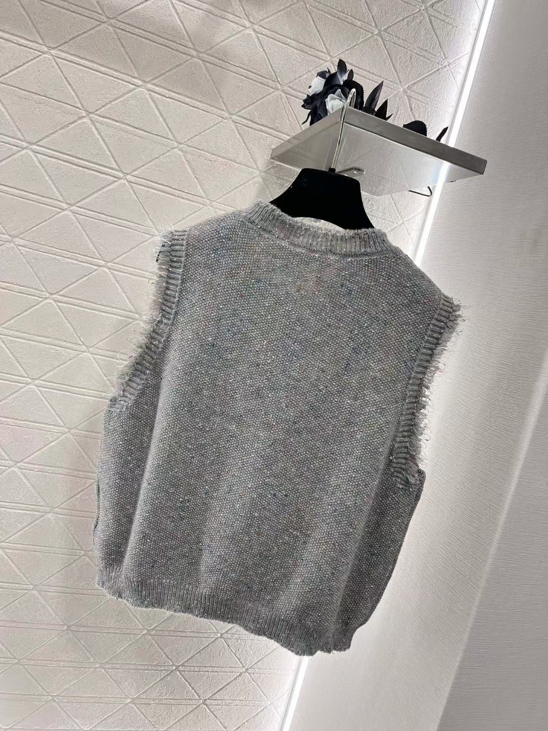 New Round Neck Button Knitted Vest