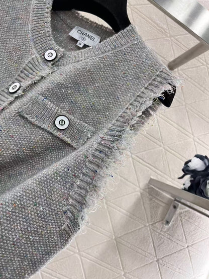 New Round Neck Button Knitted Vest