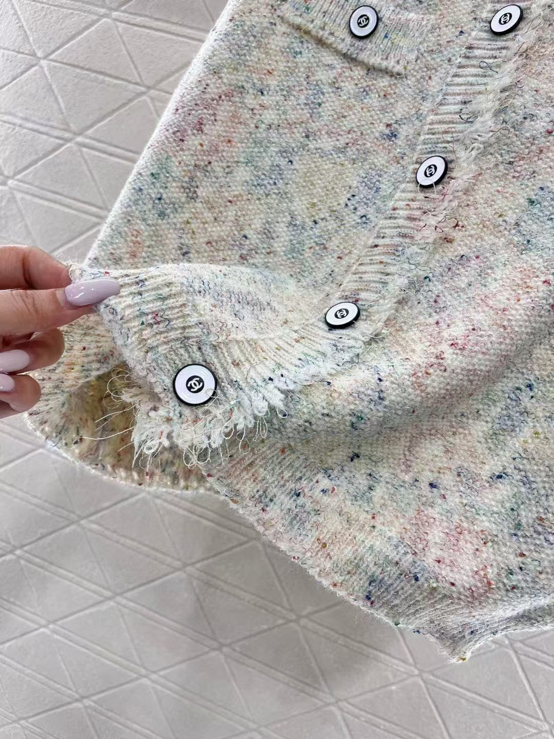 New Round Neck Button Knitted Vest