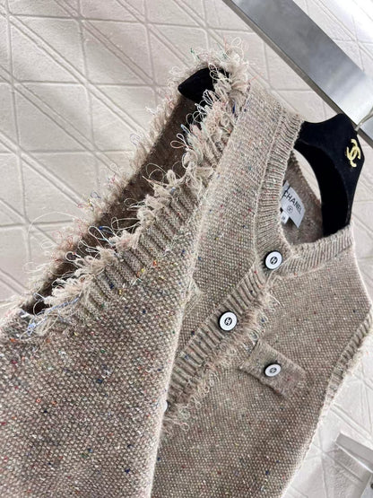 New Round Neck Button Knitted Vest