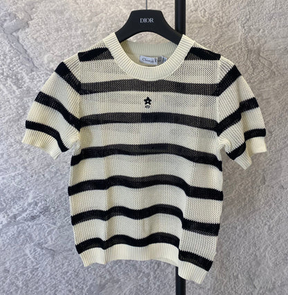 New Black and beige hollow knitted short sleeves