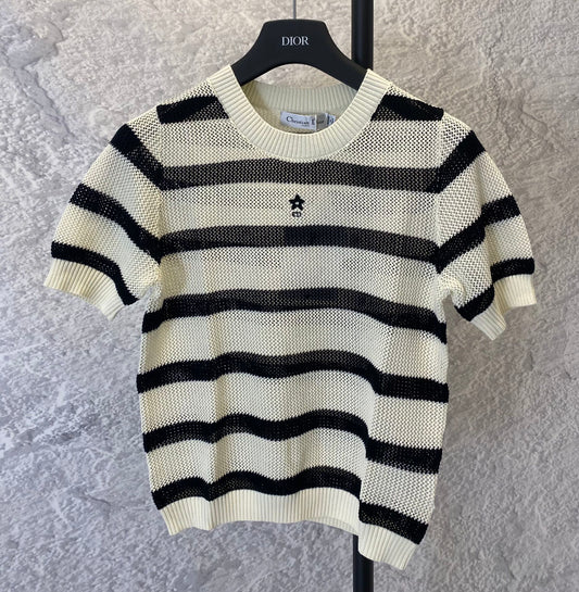 New Black and beige hollow knitted short sleeves